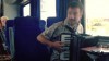 Maraveyas - To kalokeri efige (Live session on train) 2012